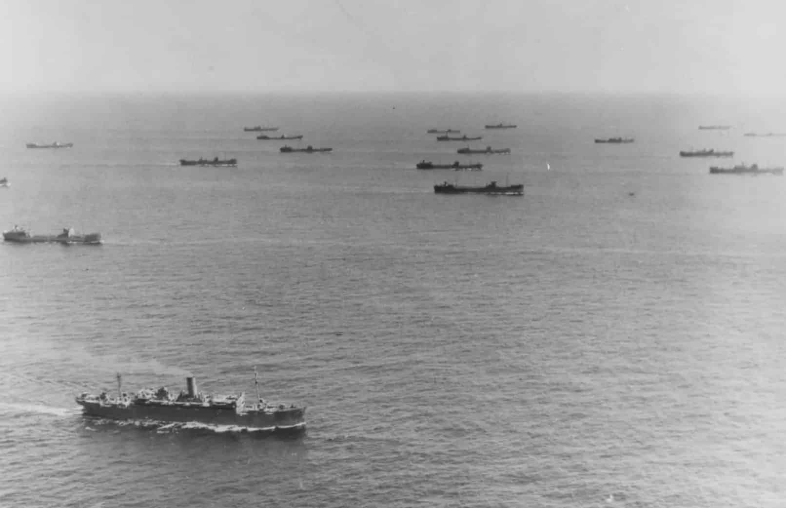 Convoys and Bombers at world war 2